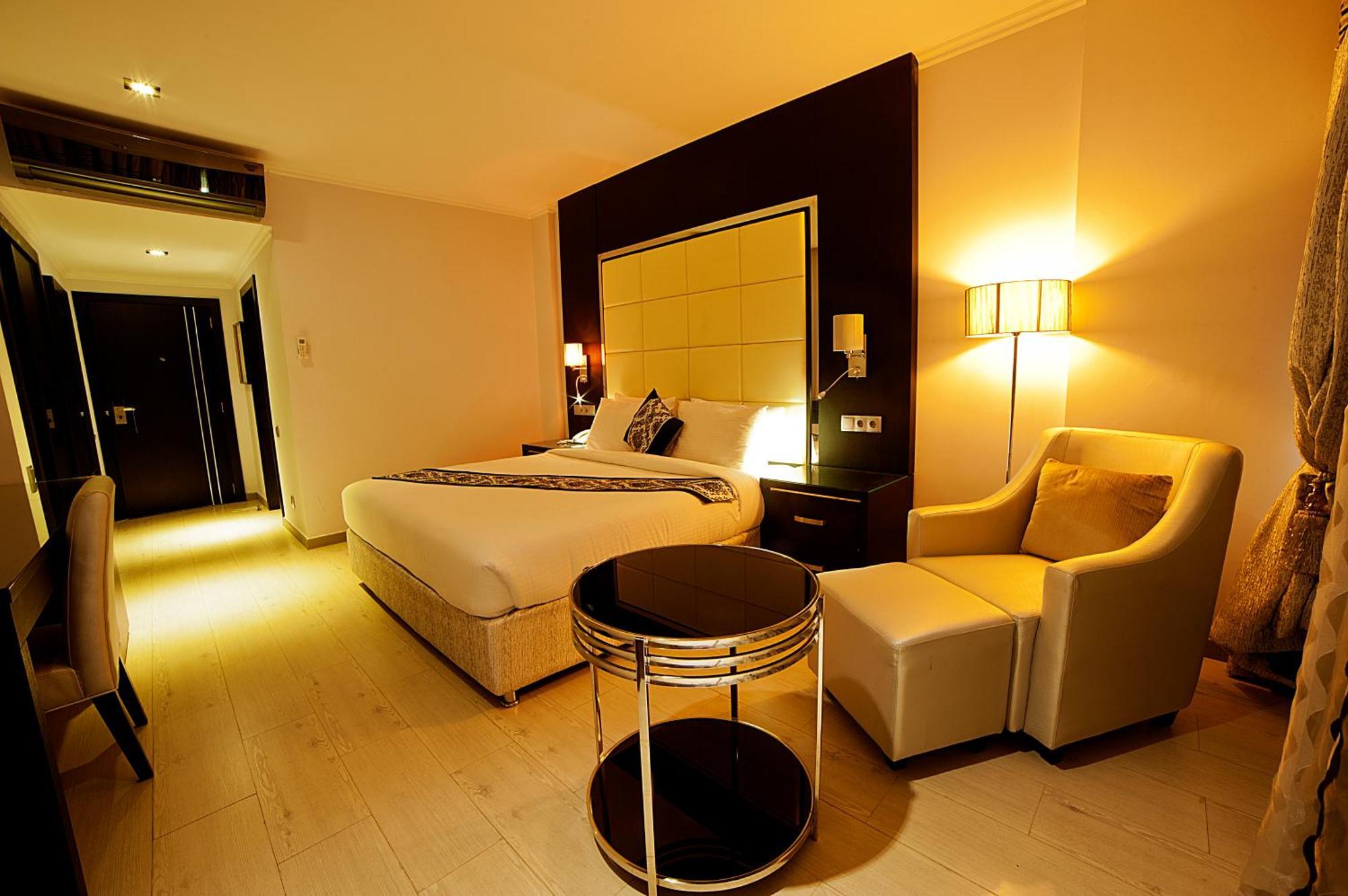 New Hotel-Нампула Екстер'єр фото